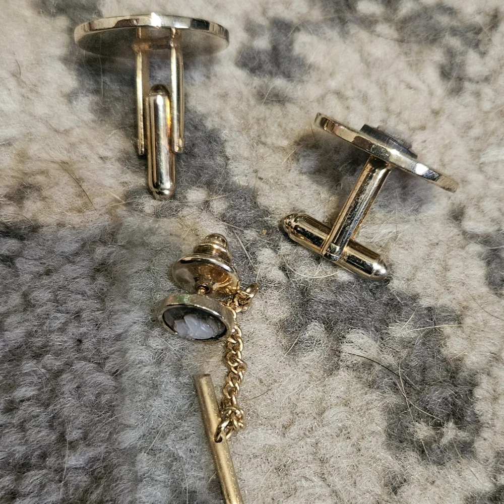 Vintage‎ 1950s 1960s Mother Of Pearl Mercury Cameo Cuff Links And Tie Pin